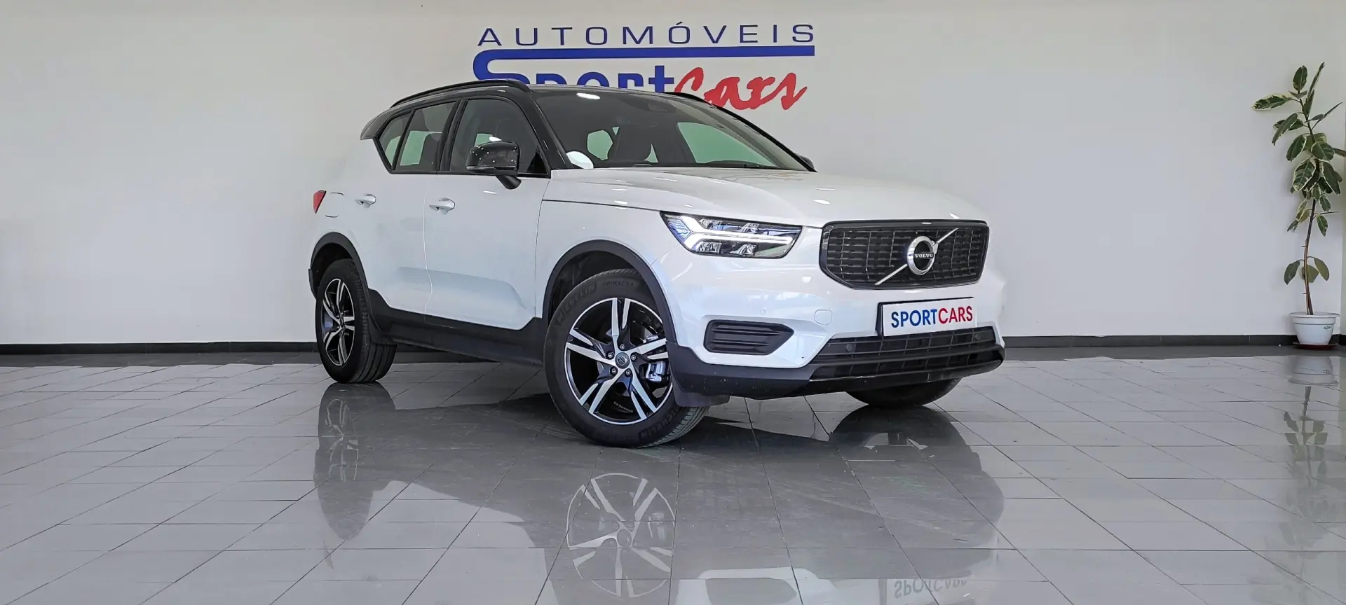 Volvo XC 40 2.0 D3 R-Design Geartronic 13