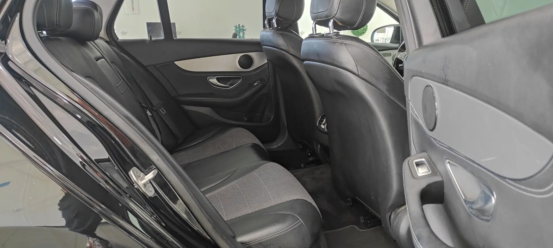 Mercedes-Benz C 220 (BlueTEC) d Station 7G-TRONIC Avantgarde 21