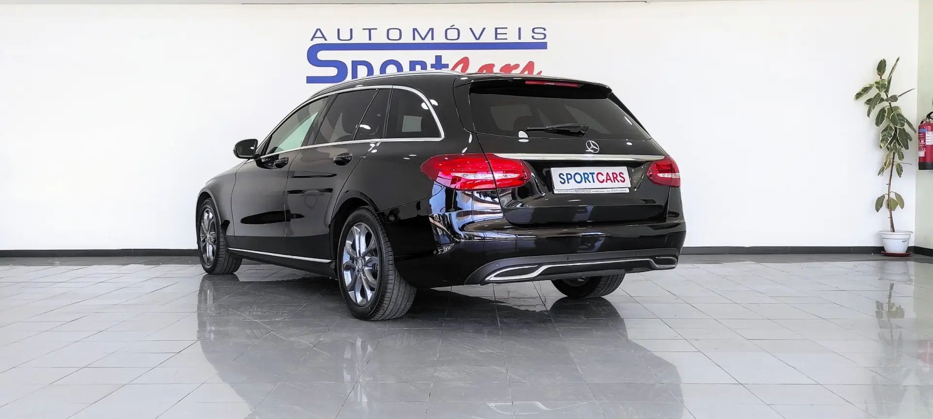 Mercedes-Benz C 220 (BlueTEC) d Station 7G-TRONIC Avantgarde 4