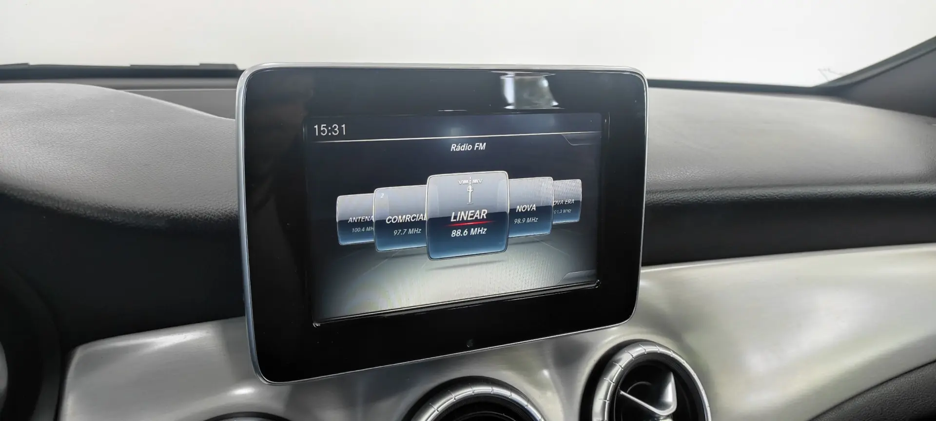 Mercedes-Benz CLA 180 d Shooting Brake AMG Line 31