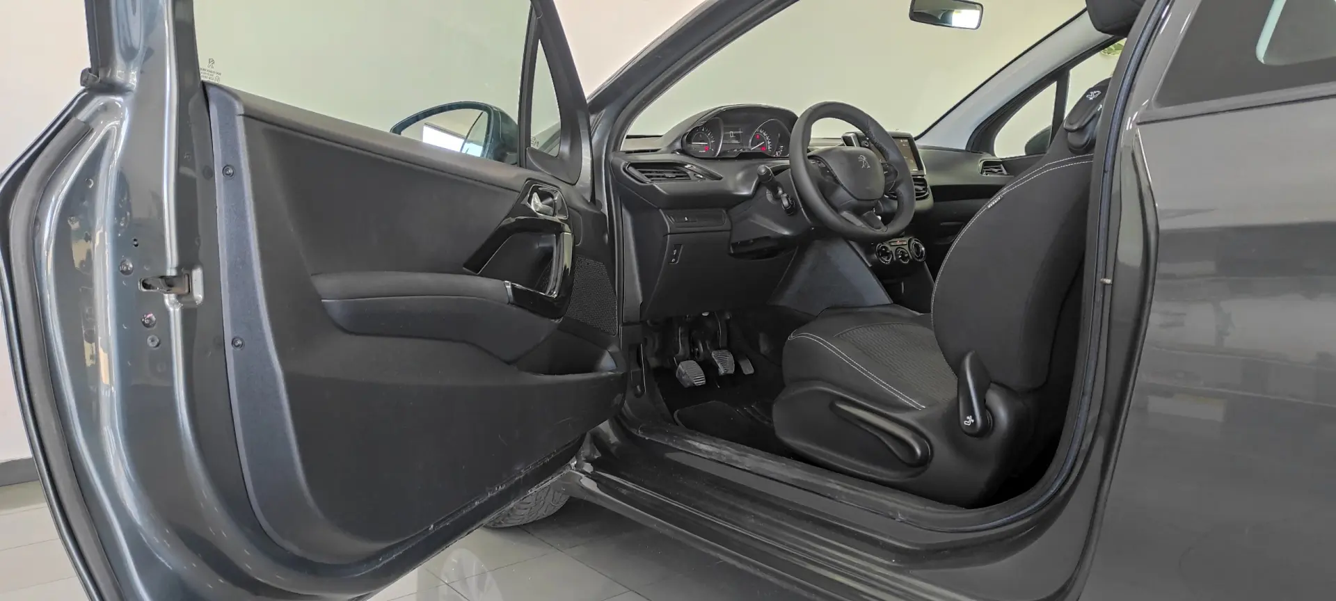 Peugeot 208 PureTech 68 Active 15