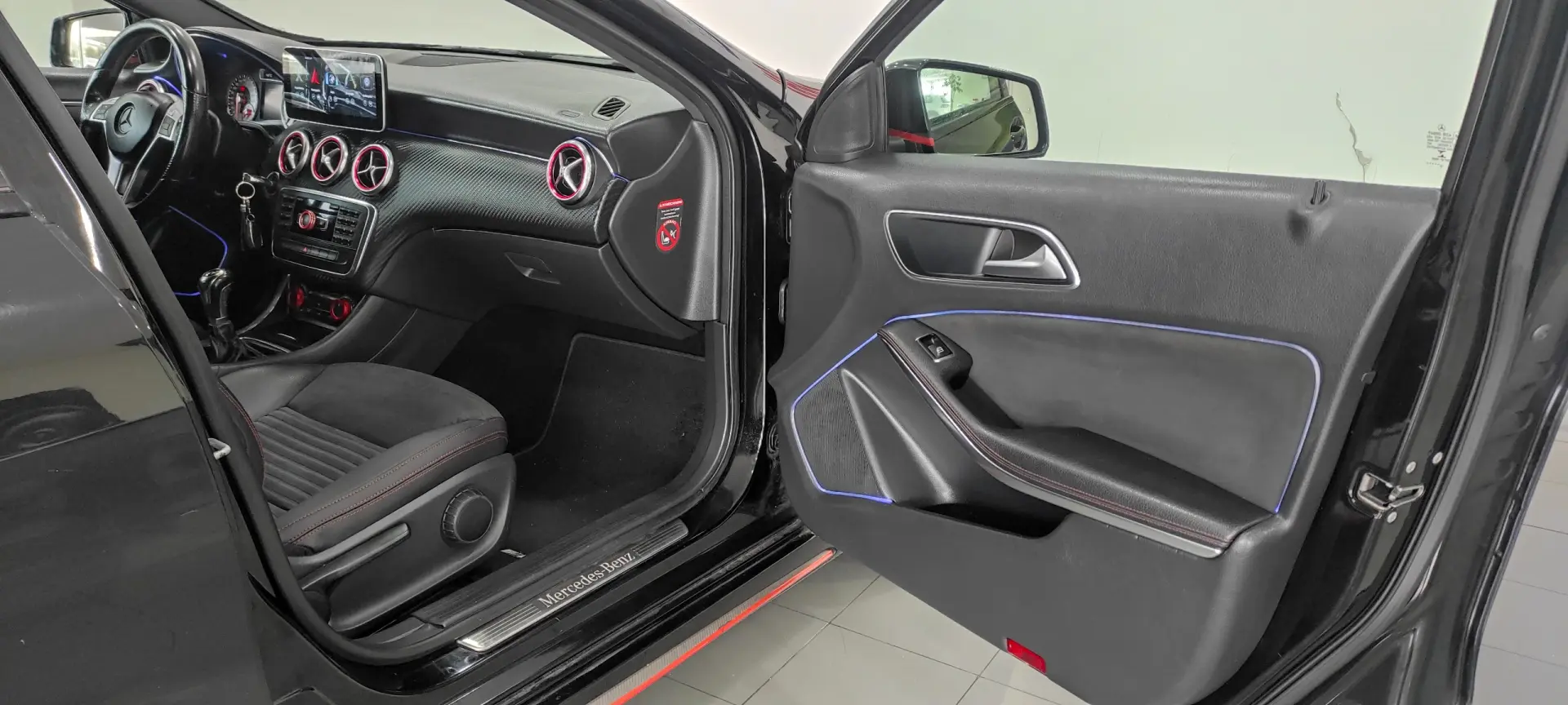 Mercedes-Benz A 180 CDi BE AMG Line 24