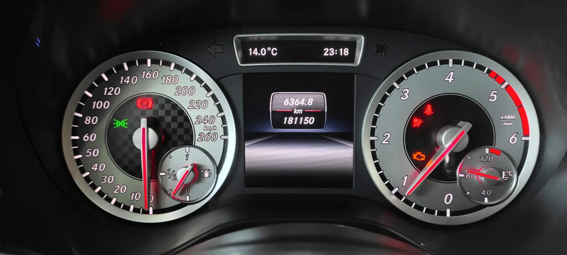 Mercedes-Benz A 180 CDi BE AMG Line 36