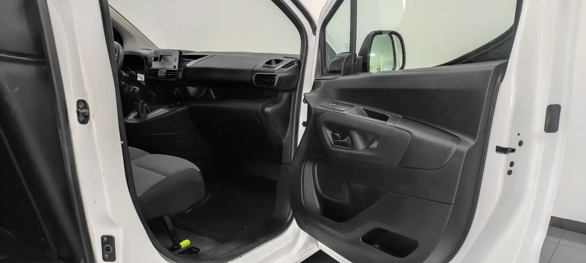 Citroën Berlingo 1.6 BlueHDi Feel 21