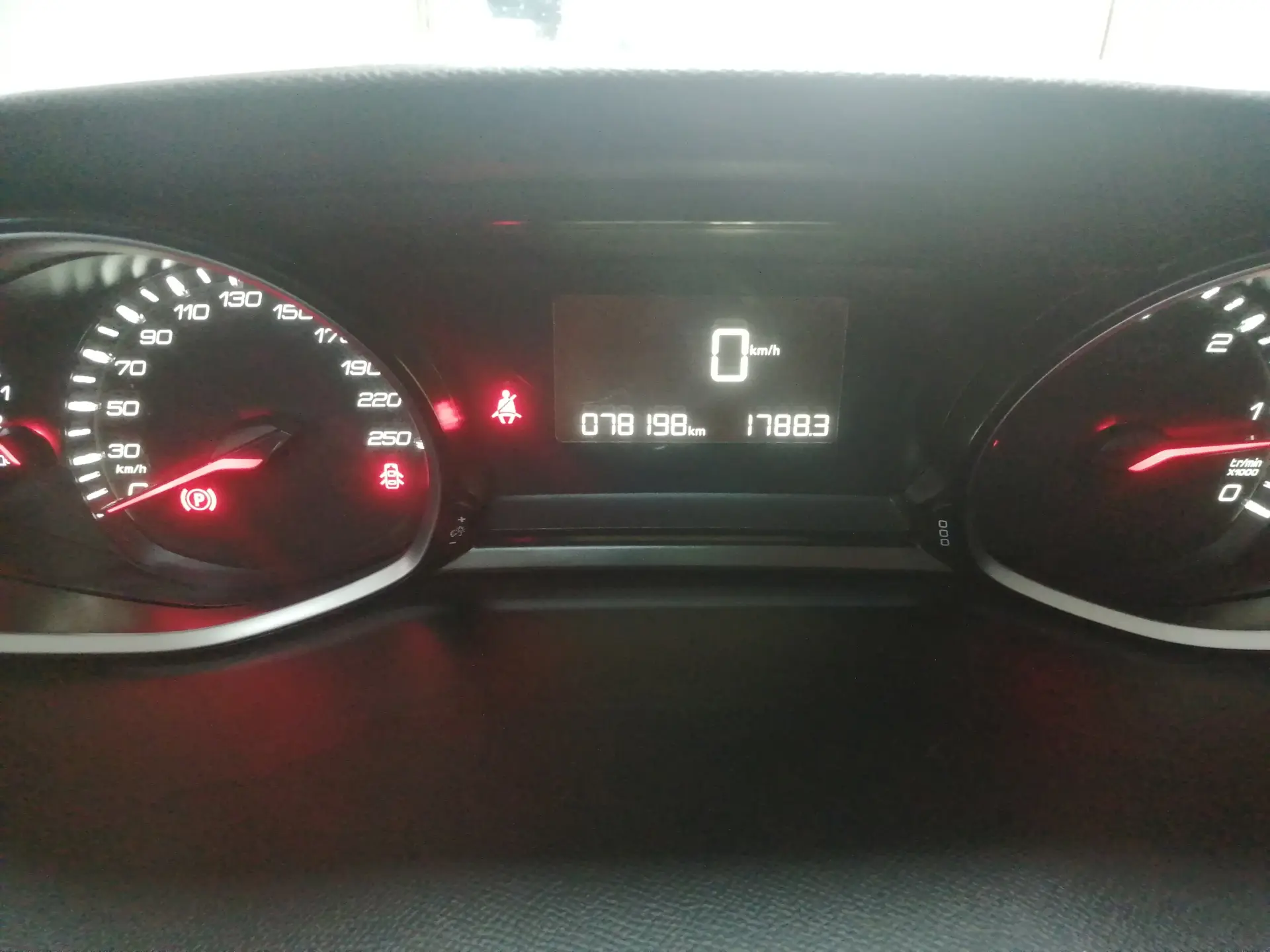 Peugeot 308 1.5 BlueHDi Style 14