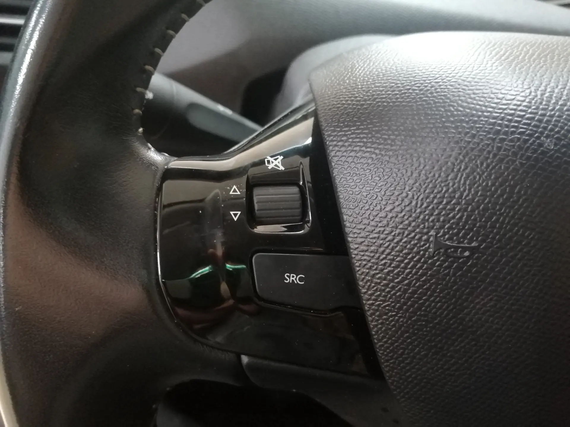 Peugeot 308 1.5 BlueHDi Style 18