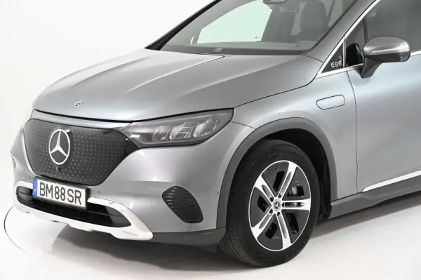 Mercedes-Benz EQE SUV 350+ 11