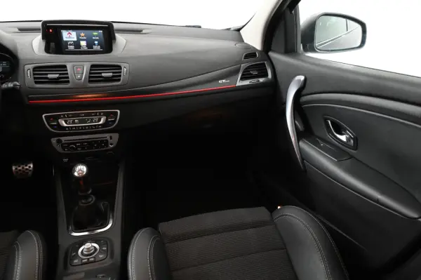 Renault Mégane Sport Tourer 1.5 dCi GT Line 14