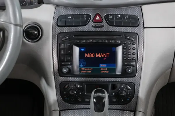 Mercedes-Benz CLK 200 K Avantgarde Aut. 25