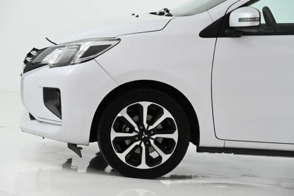 Mitsubishi Space Star 1.2 Connect Edition CVT 16