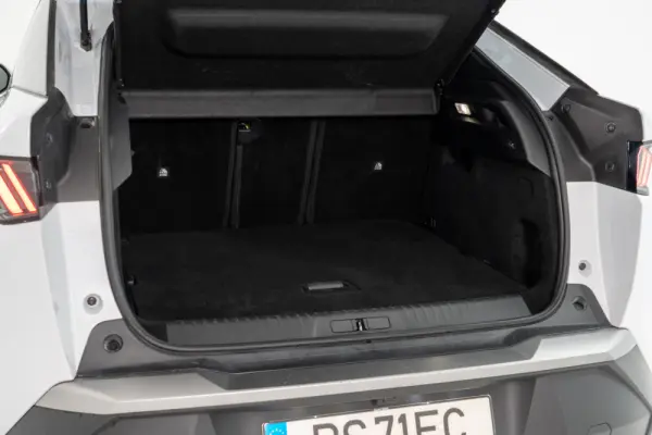 Peugeot 3008 1.2 Hybrid Allure Pack e-DCS6 10