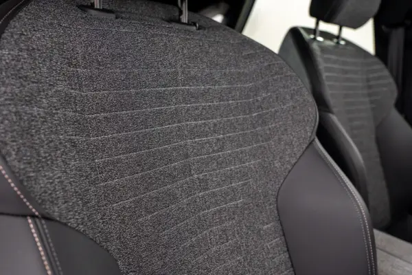 Peugeot 3008 1.2 Hybrid Allure Pack e-DCS6 37