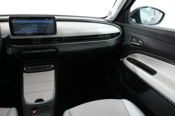 Fiat 600 1.2 Hybrid La Prima 18