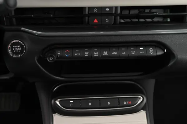 Fiat 600 1.2 Hybrid La Prima 25