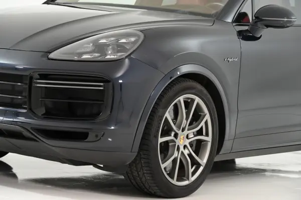 Porsche Cayenne Coupé Turbo S E-Hybrid 14