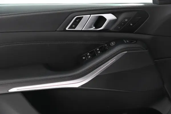 BMW X5 30 d xDrive Pack M 28