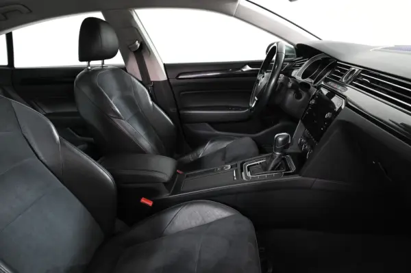 Volkswagen Arteon 2.0 TDI Elegance DSG 24