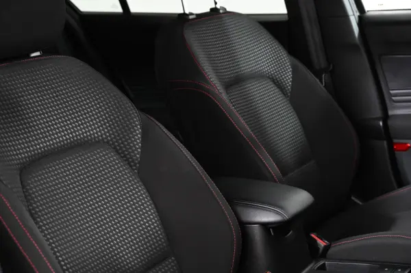 Ford Focus 1.0 EcoBoost MHEV ST-Line Aut. 24