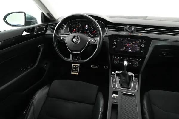 Volkswagen Arteon 2.0 TDI Elegance DSG 14