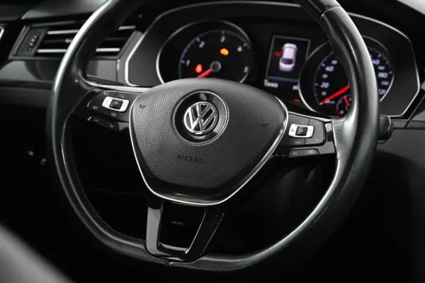 Volkswagen Arteon 2.0 TDI Elegance DSG 16