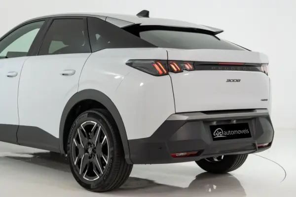 Peugeot 3008 1.2 Hybrid Allure Pack e-DCS6 19