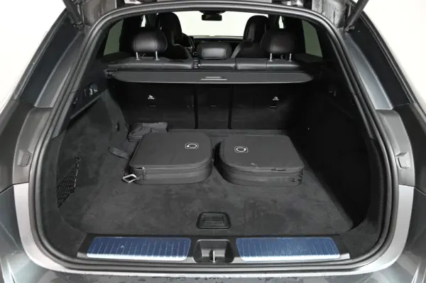 Mercedes-Benz EQE SUV 350+ 9