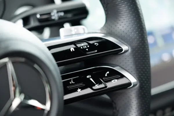 Mercedes-Benz E 300 e 40