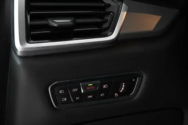 BMW X5 30 d xDrive Pack M 26