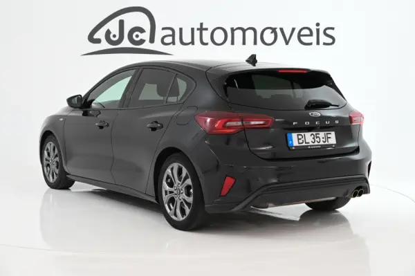 Ford Focus 1.0 EcoBoost MHEV ST-Line Aut. 2
