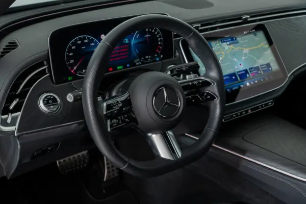 Mercedes-Benz E 300 e 42