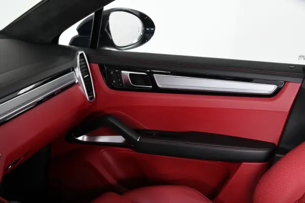 Porsche Cayenne Coupé Turbo S E-Hybrid 18