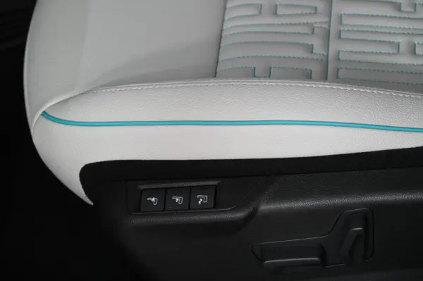 Fiat 600 1.2 Hybrid La Prima 28