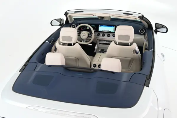 Mercedes-Benz E 220 d AMG Line Aut. 27