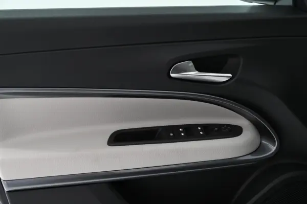 Fiat 600 1.2 Hybrid La Prima 29