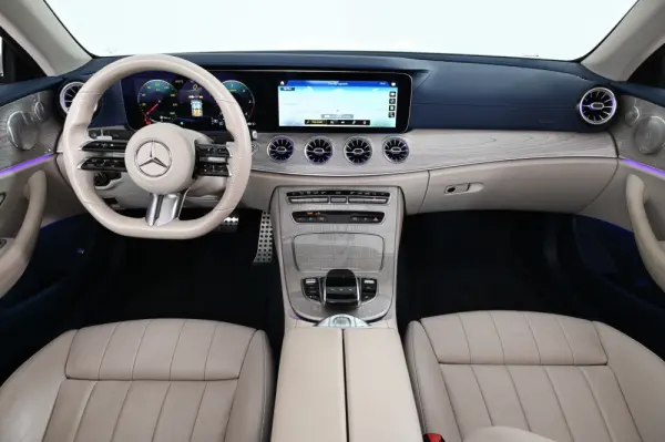 Mercedes-Benz E 220 d AMG Line Aut. 3