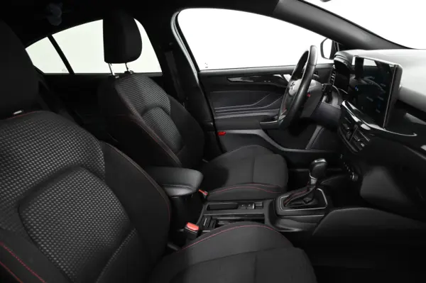 Ford Focus 1.0 EcoBoost MHEV ST-Line Aut. 25