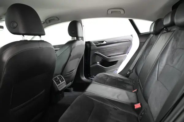 Volkswagen Arteon 2.0 TDI Elegance DSG 26