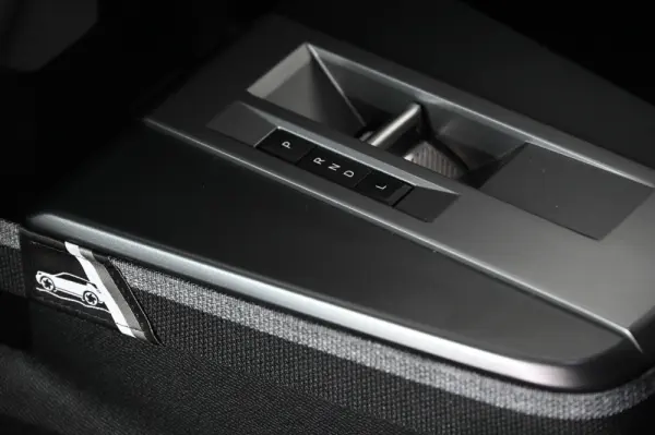 Opel Frontera 1.2 Hybrid GS eDCT 23