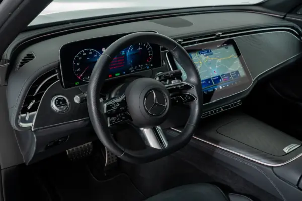 Mercedes-Benz E 300 e 31