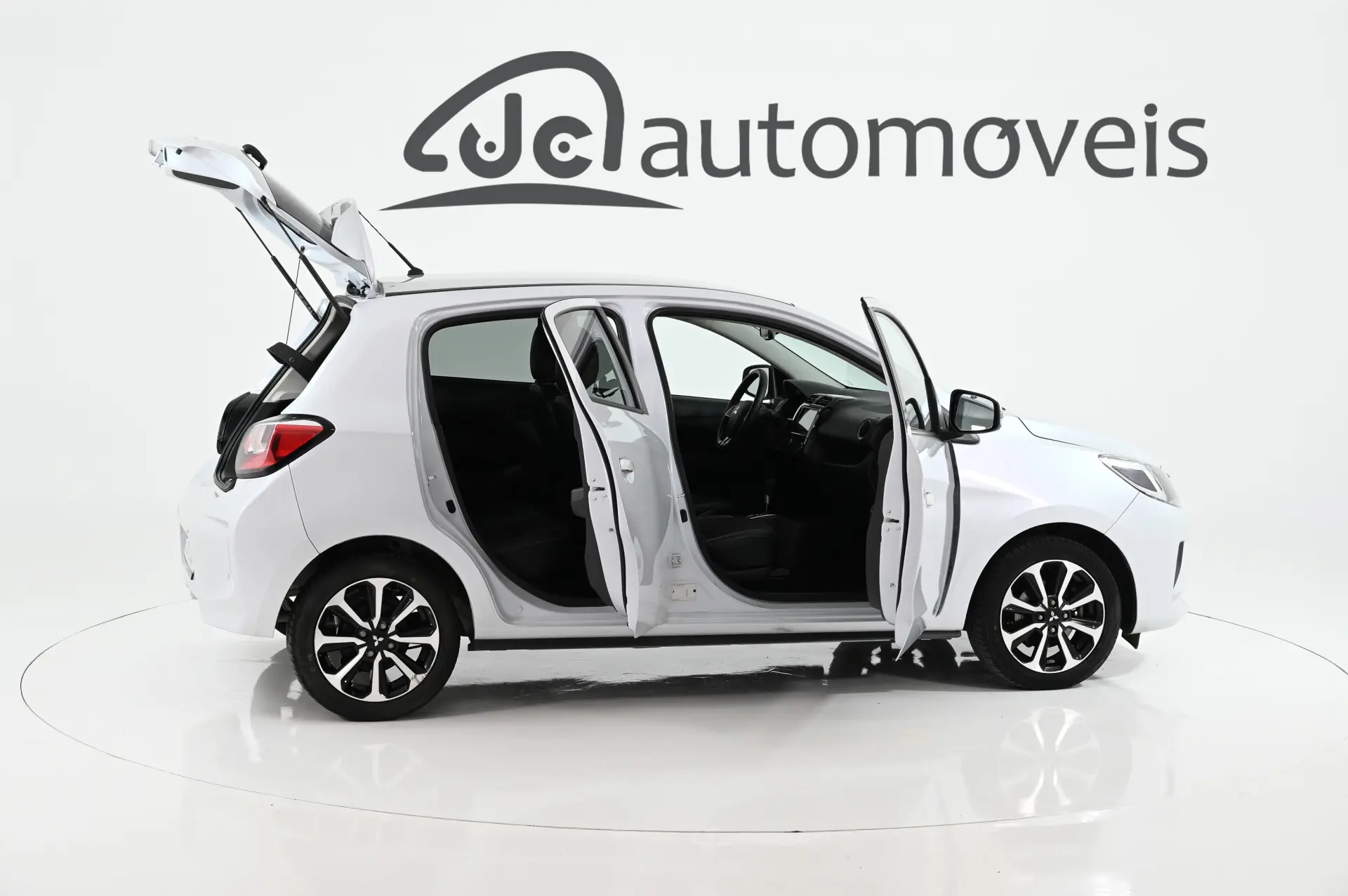 Mitsubishi Space Star 1.2 Connect Edition CVT 6