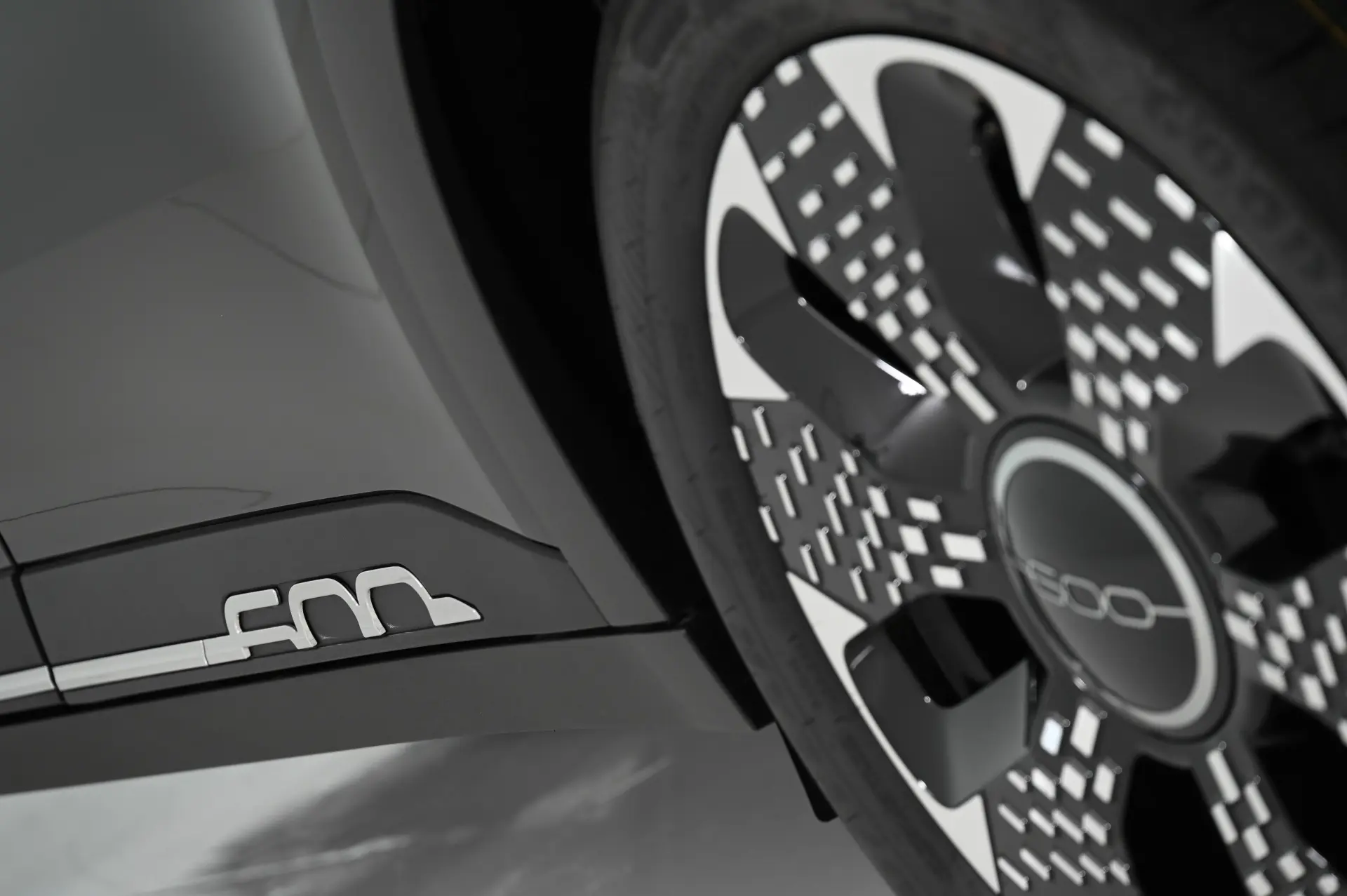 Fiat 600 1.2 Hybrid La Prima 15