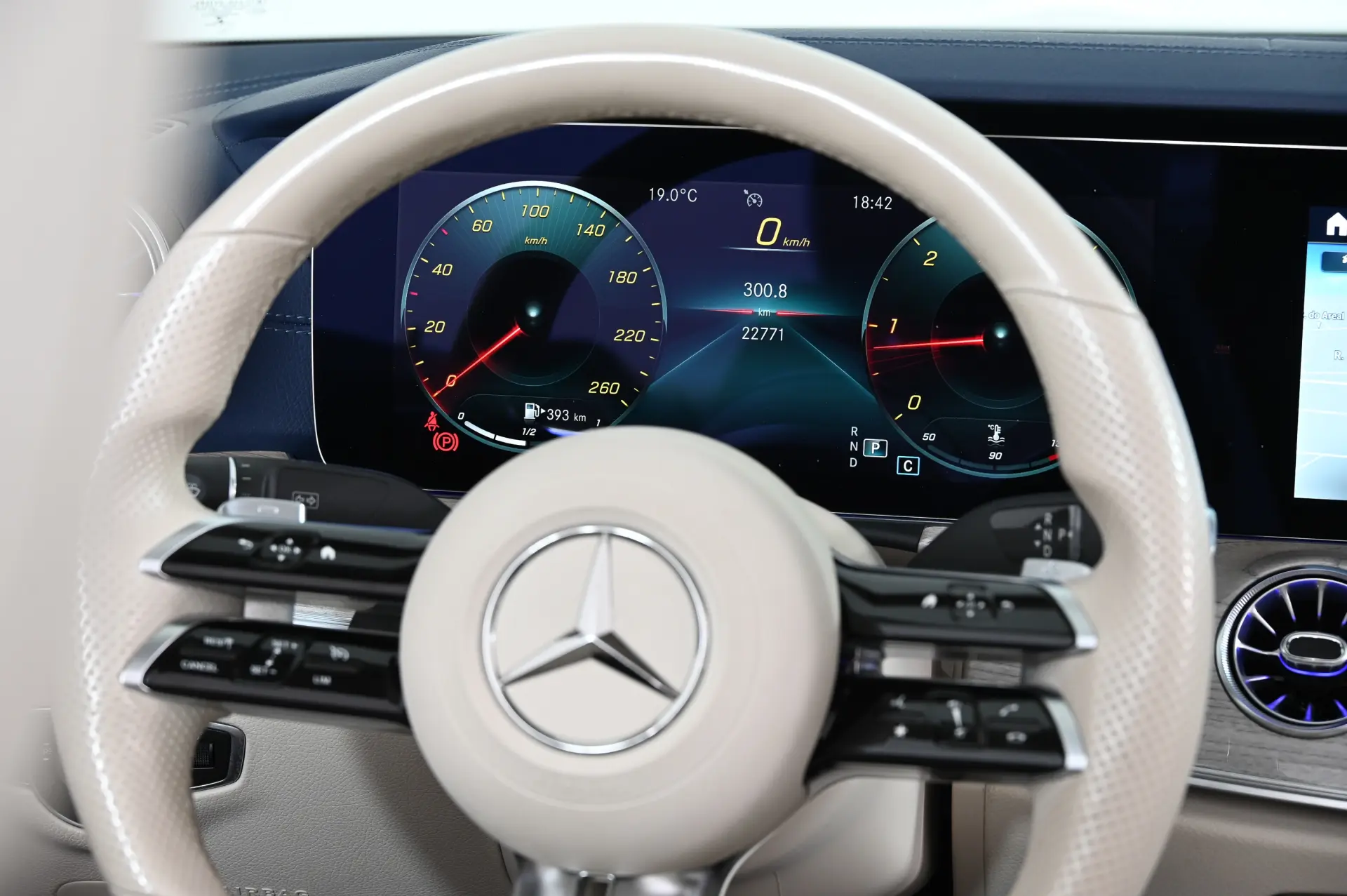 Mercedes-Benz E 220 d AMG Line Aut. 30