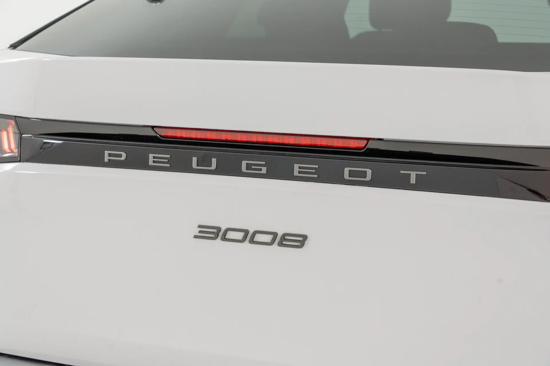 Peugeot 3008 1.2 Hybrid Allure Pack e-DCS6 11
