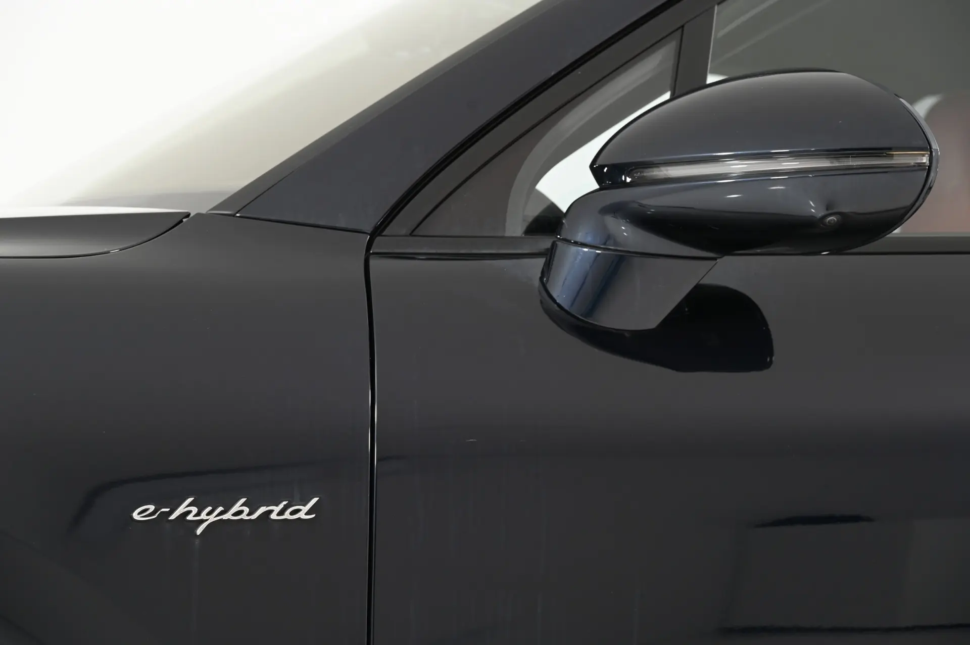 Porsche Cayenne Coupé Turbo S E-Hybrid 11