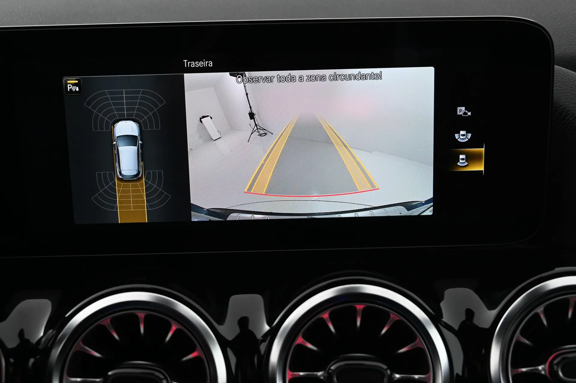 Mercedes-Benz GLA 200 AMG Line 20