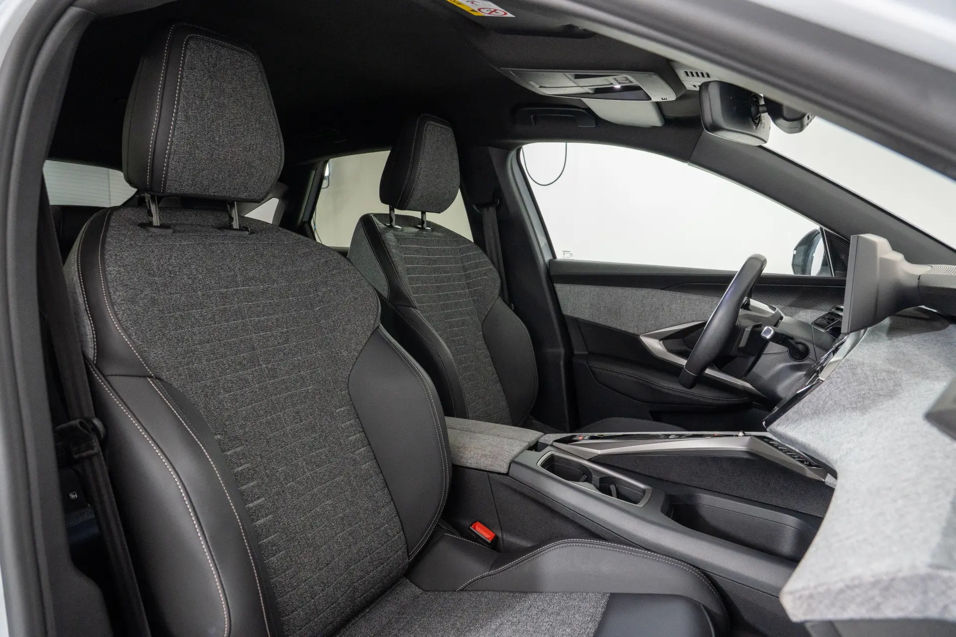 Peugeot 3008 1.2 Hybrid Allure Pack e-DCS6 36