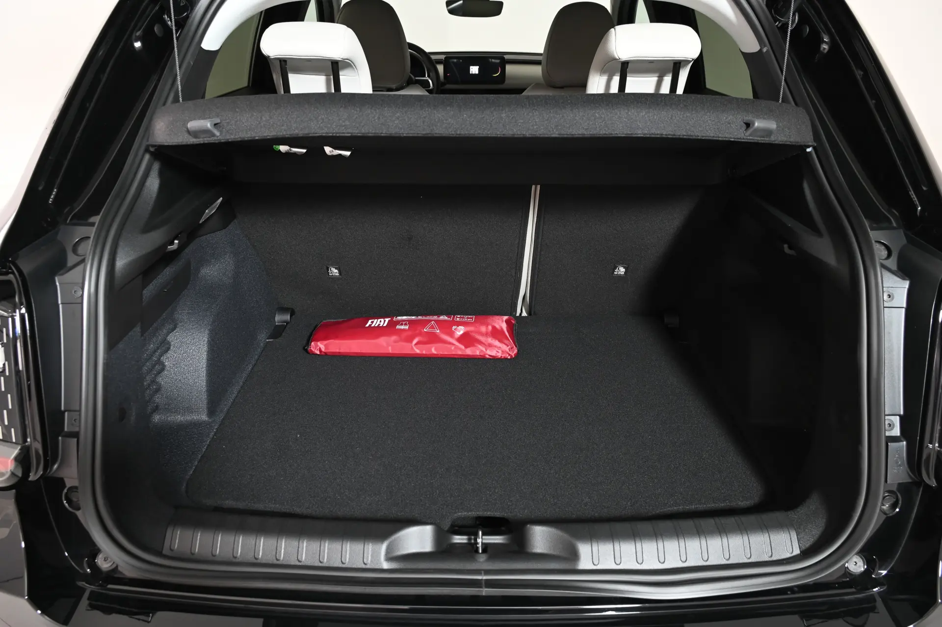 Fiat 600 1.2 Hybrid La Prima 9