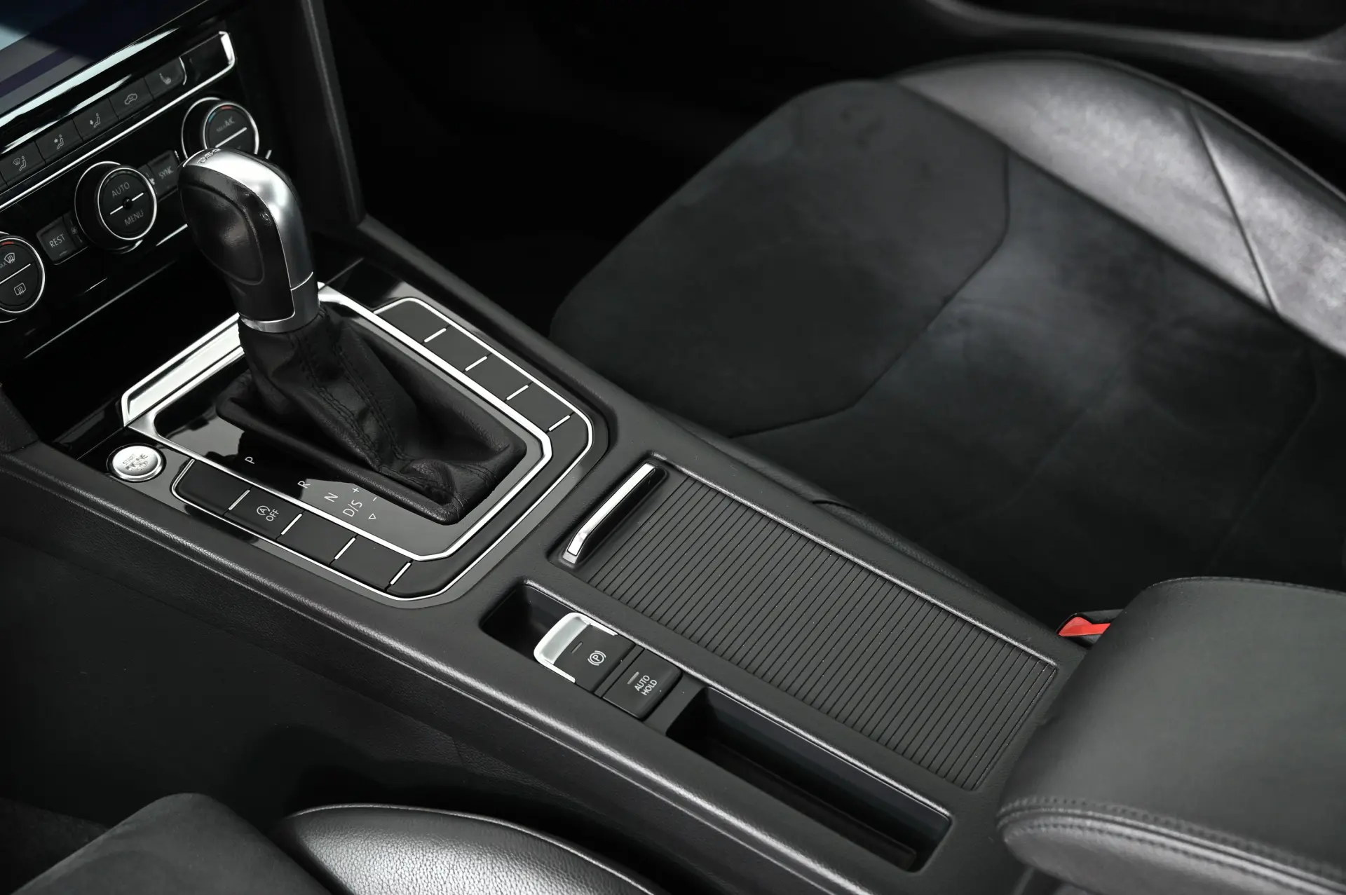 Volkswagen Arteon 2.0 TDI Elegance DSG 21