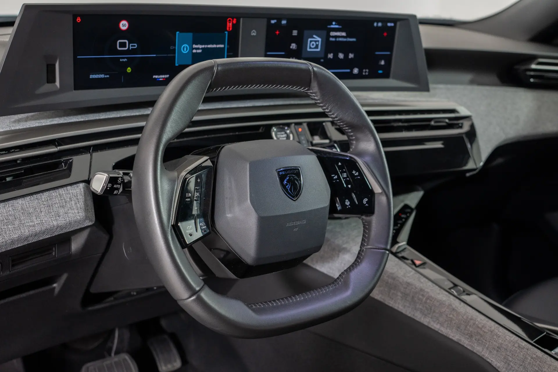 Peugeot 3008 1.2 Hybrid Allure Pack e-DCS6 29