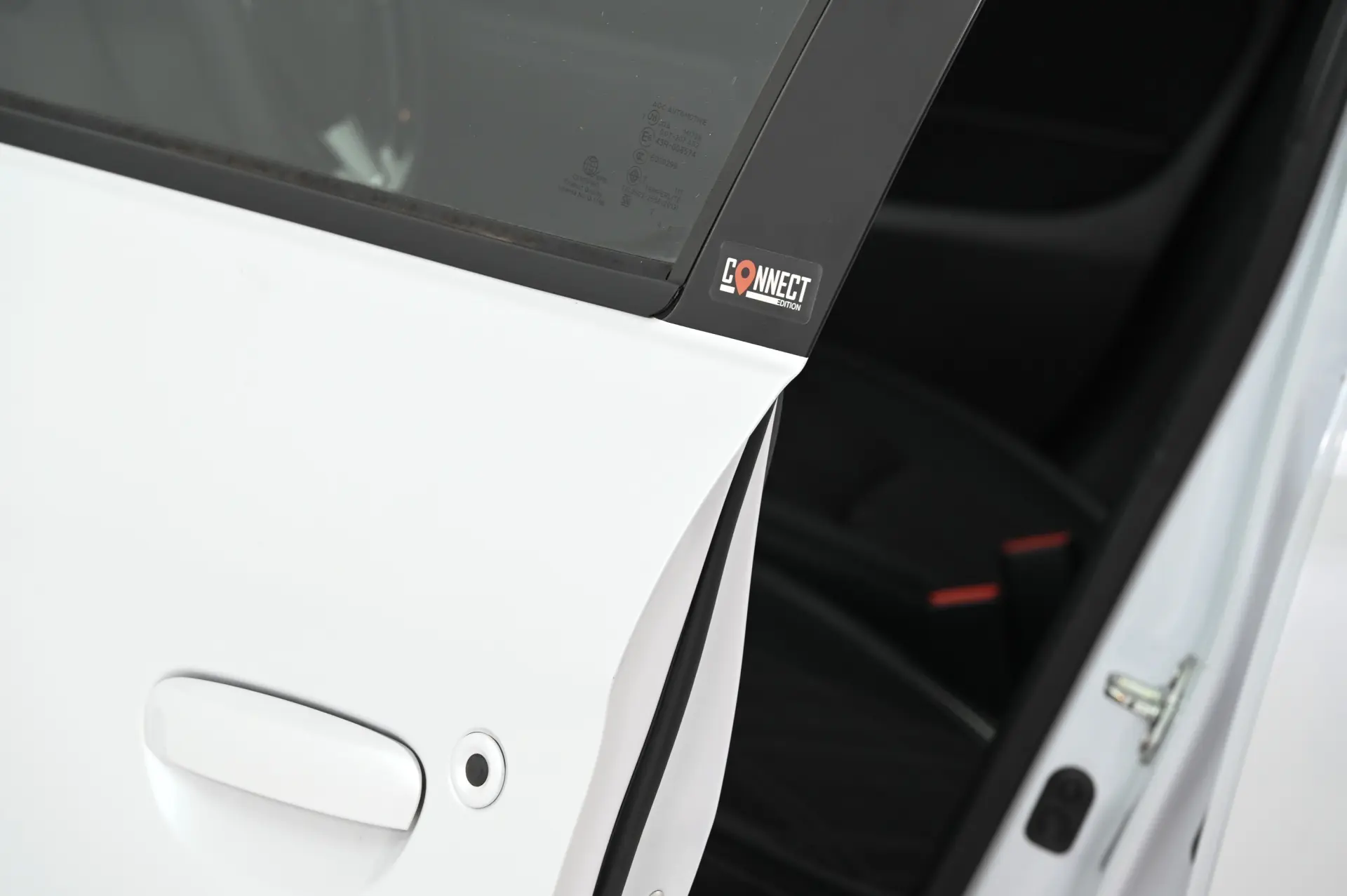 Mitsubishi Space Star 1.2 Connect Edition CVT 15